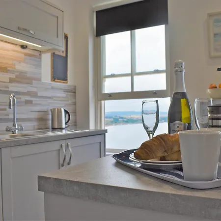 Holiday home Sea View Sanctuary *