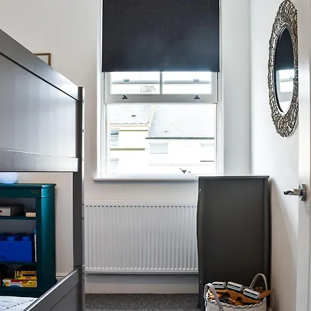 Sea View Sanctuary Tatil Evi